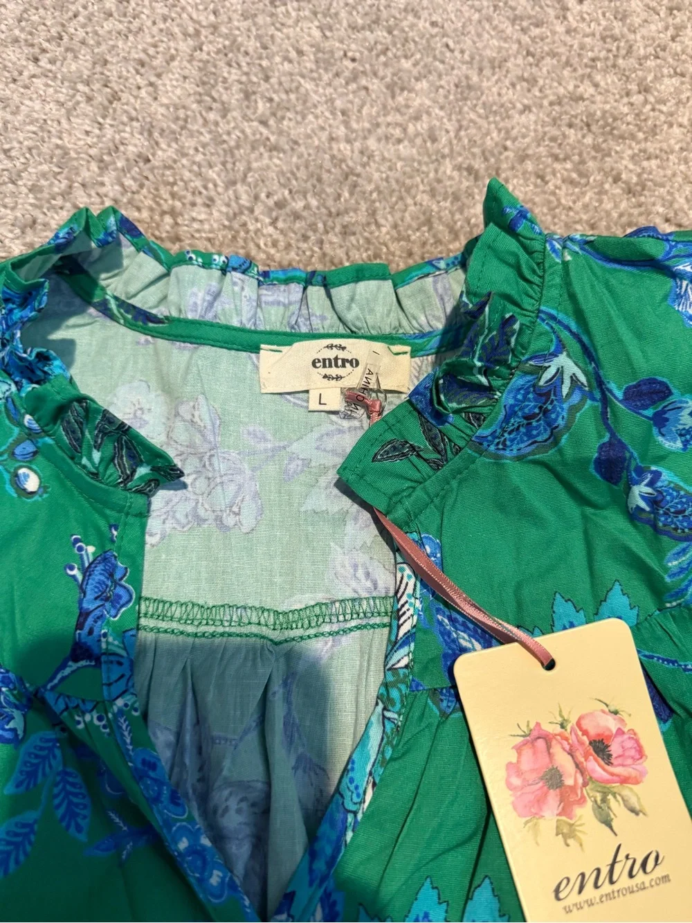 Entro Green Floral Flutter Sleeve Blouse - Picture 6 of 8